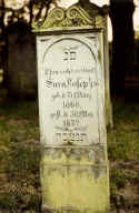 Jever Friedhof 102.jpg (48001 Byte)